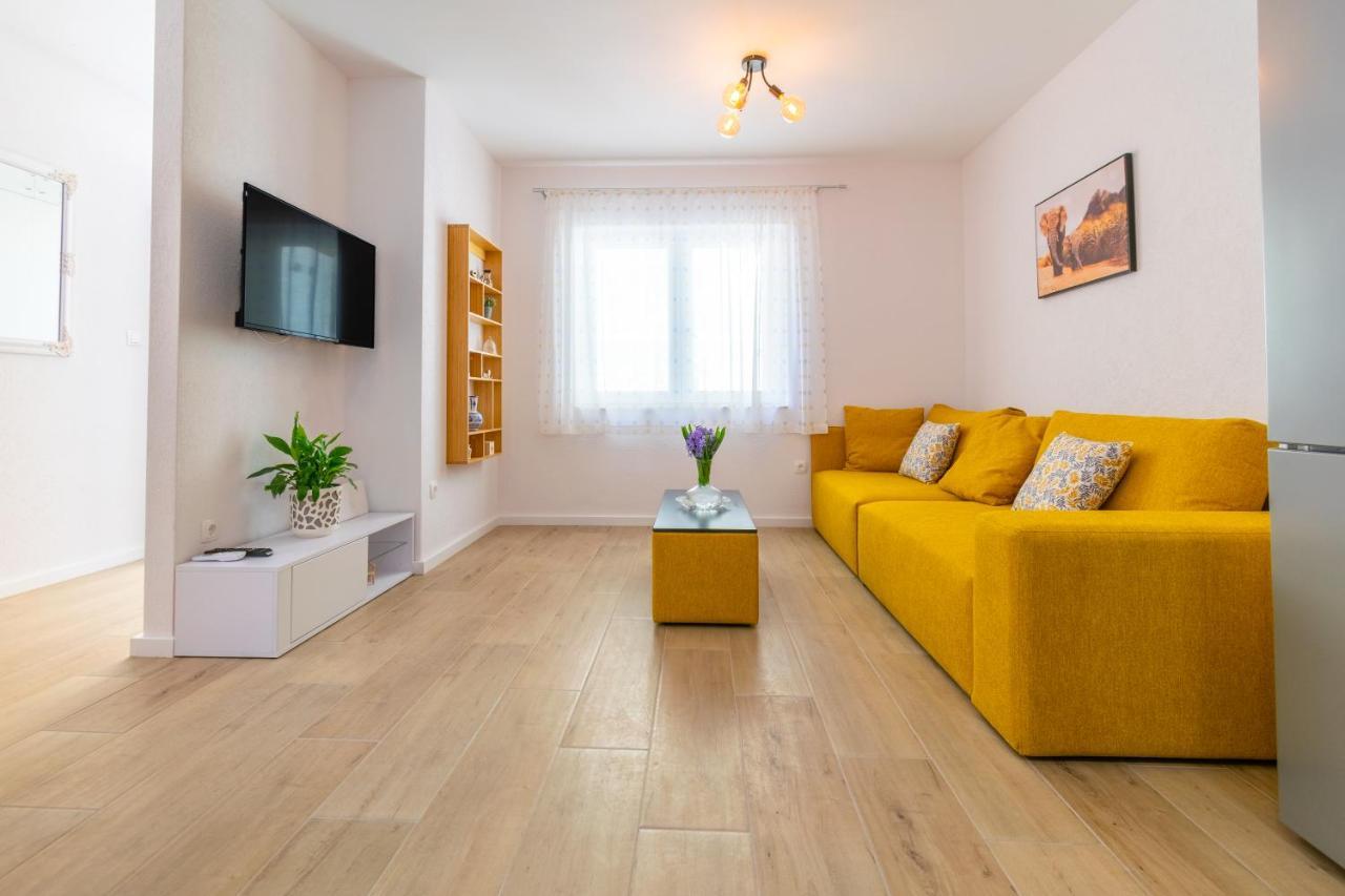 City Apartment 4 & 6 Makarska Buitenkant foto