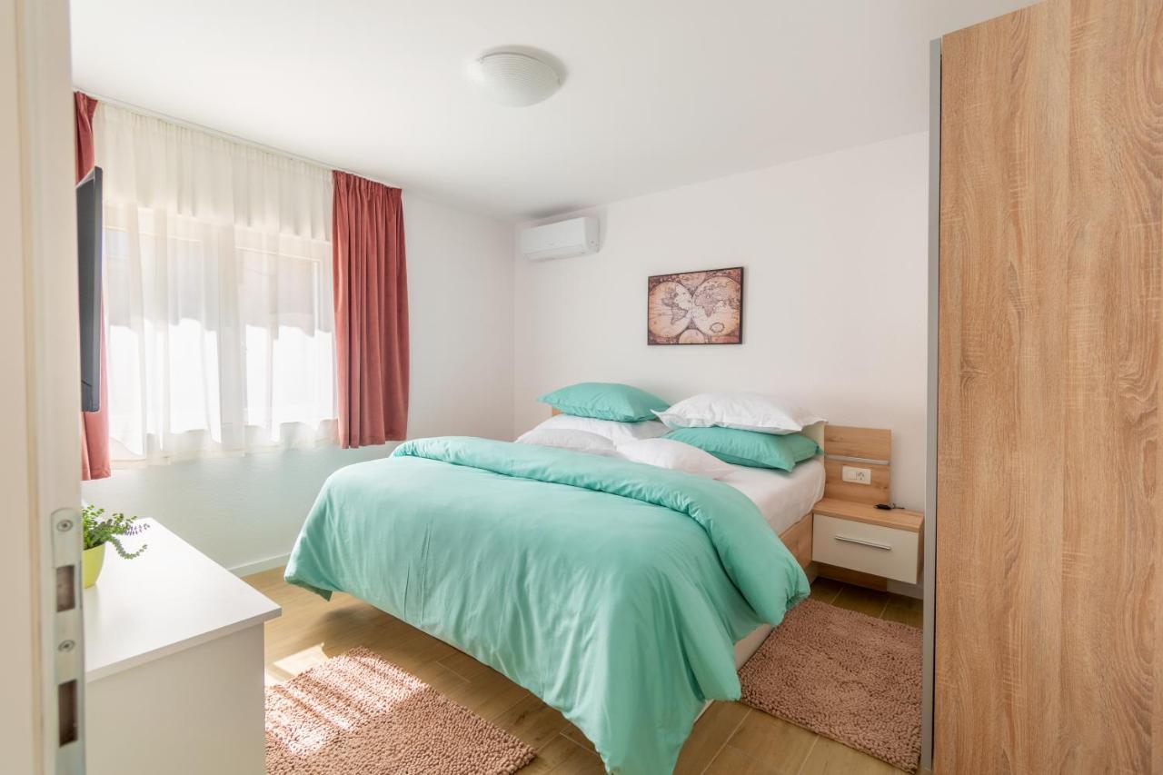 City Apartment 4 & 6 Makarska Buitenkant foto