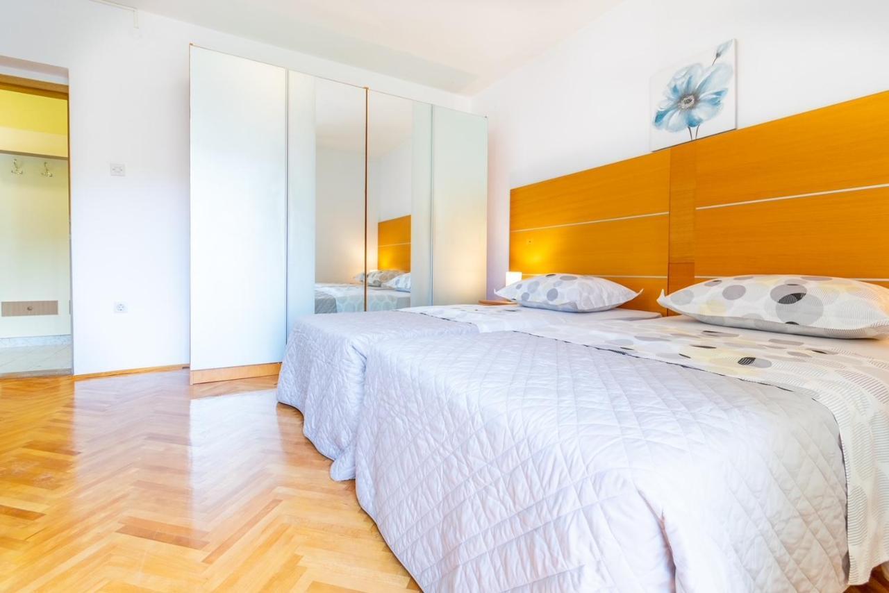 City Apartment 4 & 6 Makarska Buitenkant foto