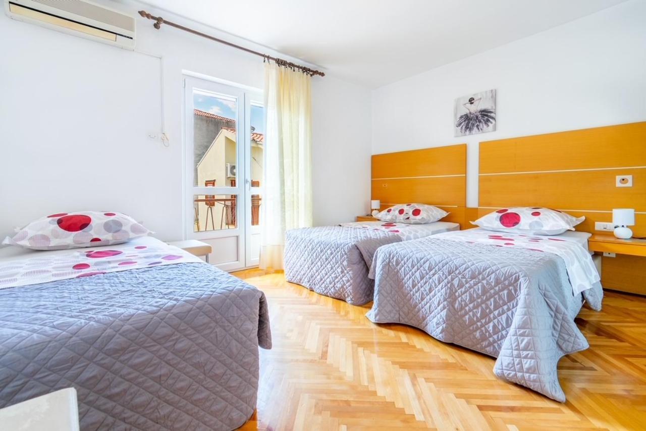 City Apartment 4 & 6 Makarska Buitenkant foto